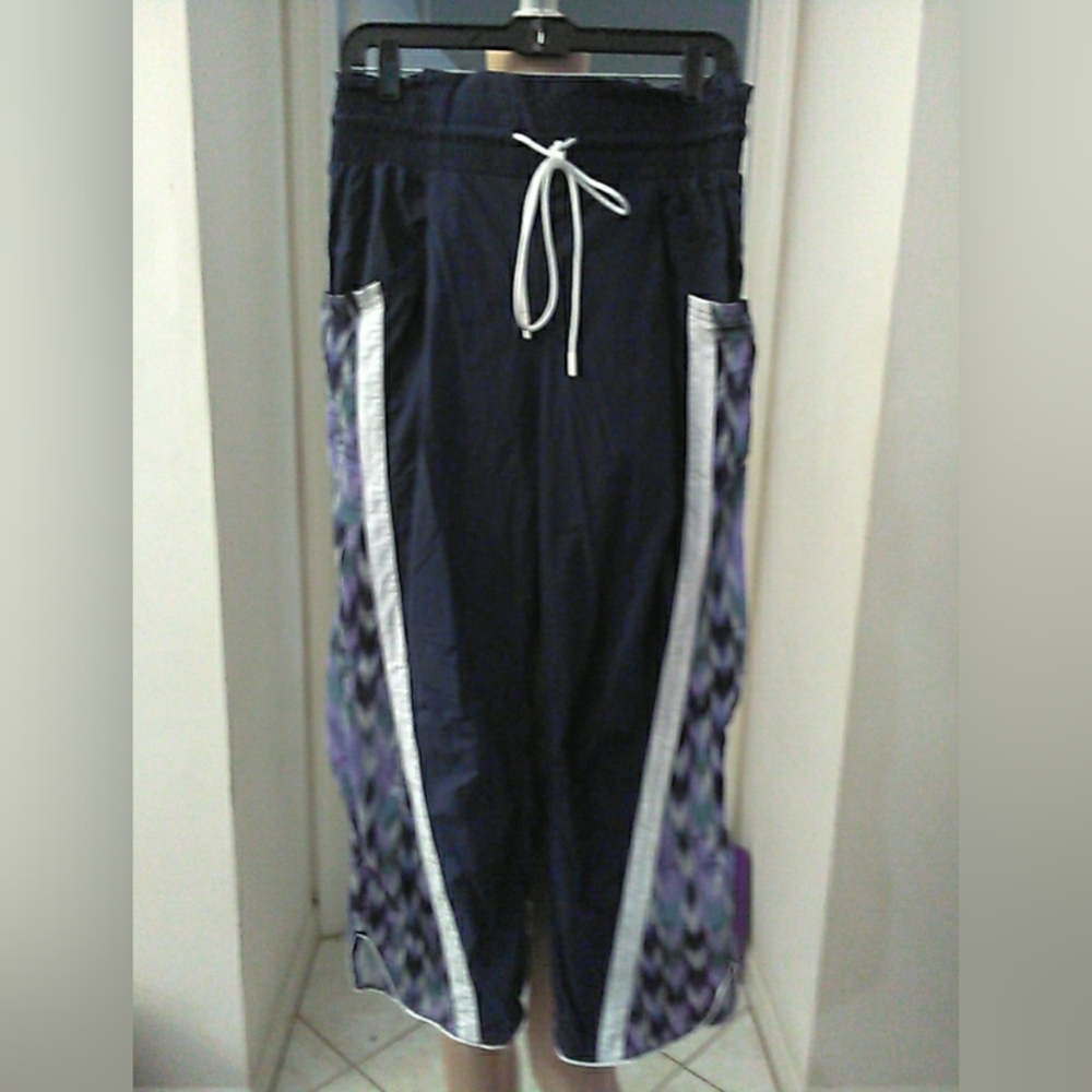 NWOT FREE PEOPLE Blue Athletic Track Pants  Pattern Side Panels Sz. M🔥
